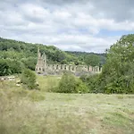 Fairview Ampleforth